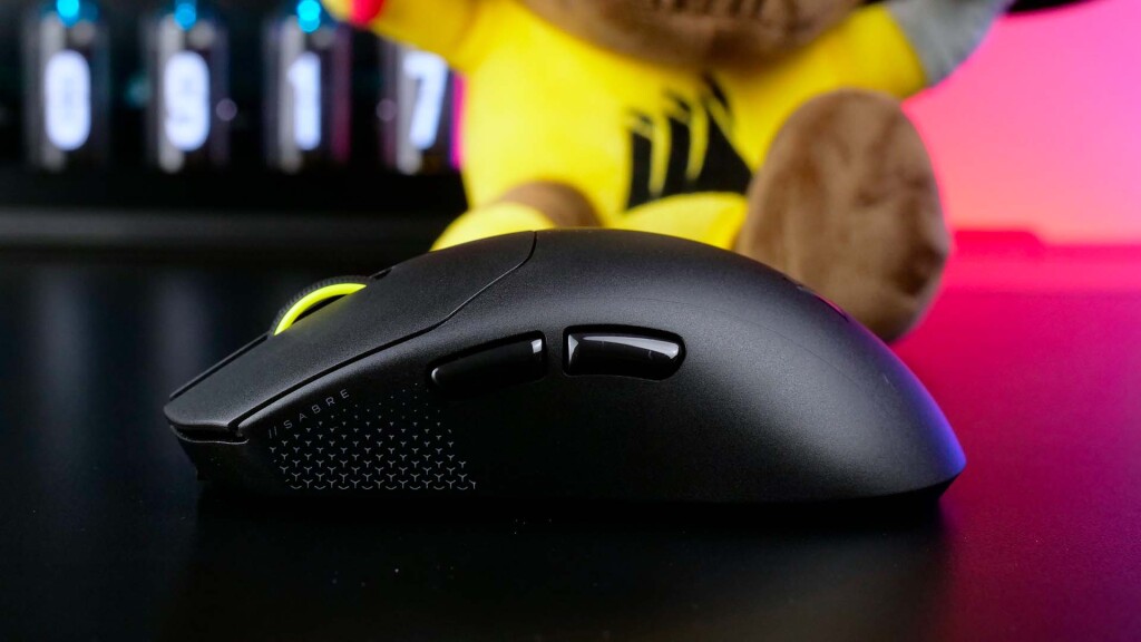 corsair sabre v2 pro ultralight 04