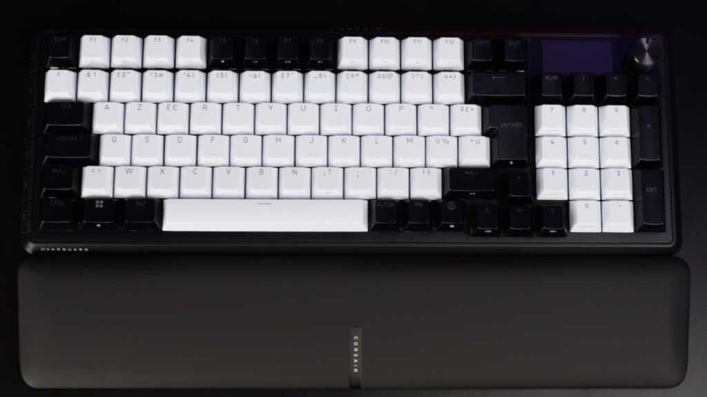 corsair vanguard 96 11