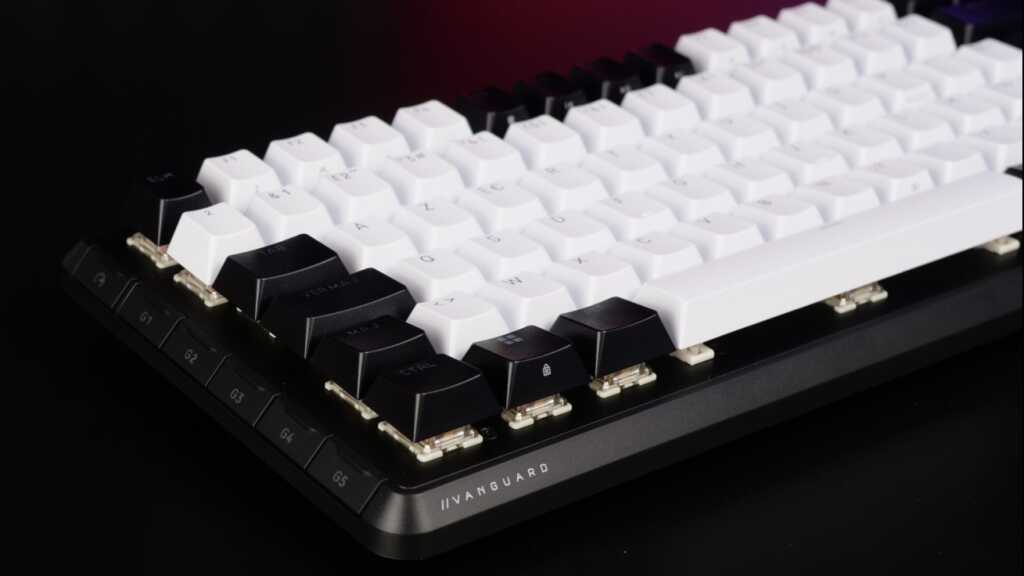 corsair vanguard 96 12