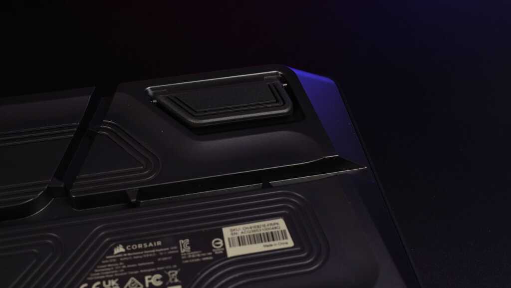 corsair vanguard 96 30