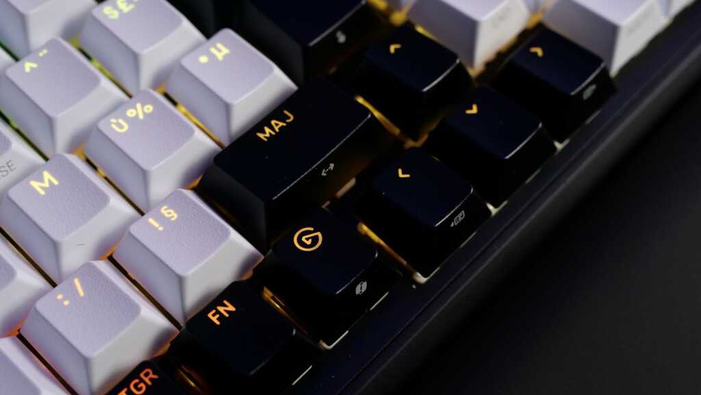corsair vanguard 96 touche elgato