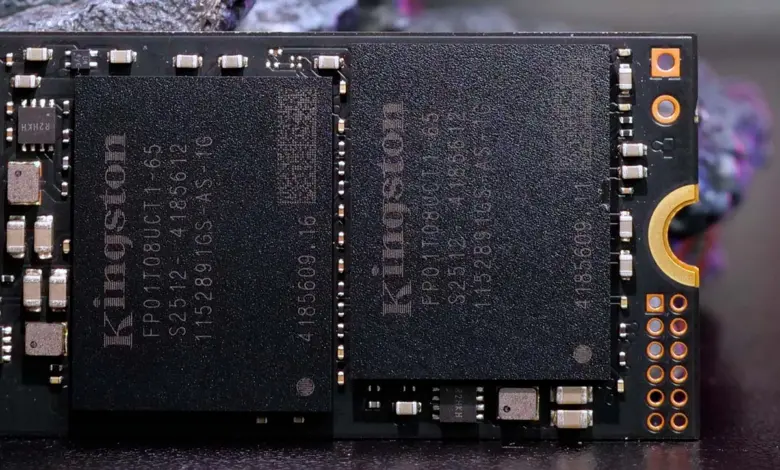 NAND Flash : revenus en hausse de 23,8 % au T4 2025, l’IA dope les SSD serveur 1 kingston fury renegade g5 Kioxia BiCS8 218 layer 3D TLC NAND