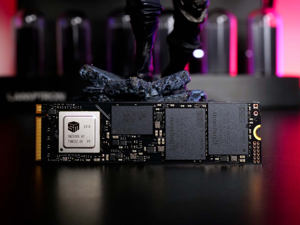 kingston fury renegade g5 nvme m2 ssd pcb composants