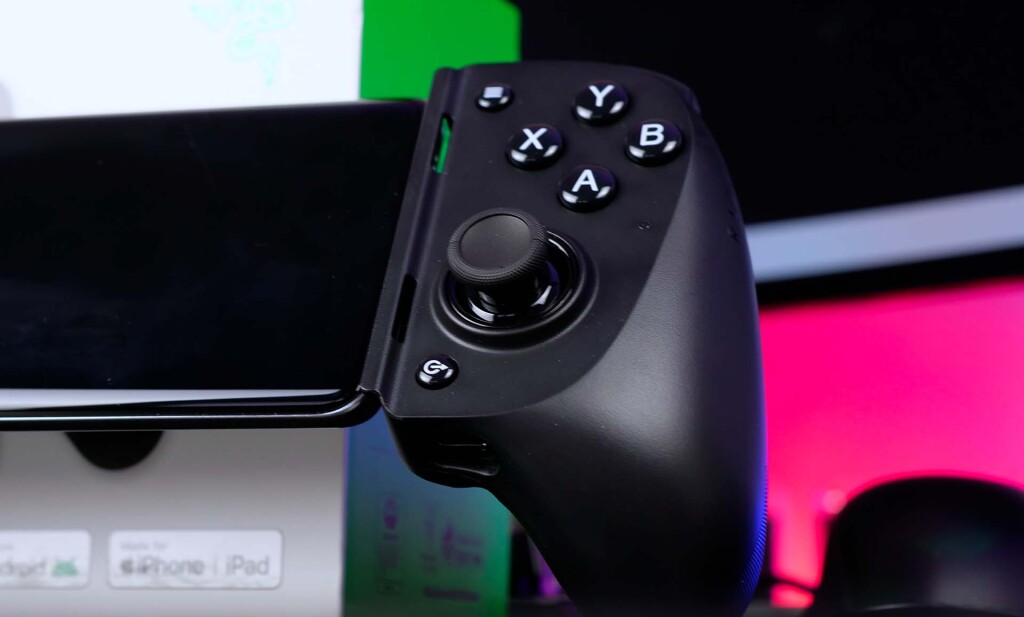 Test de la Razer Kishi V3 Pro : l’expérience console sur mobile 30 razer kishi v3 pro boutons 01