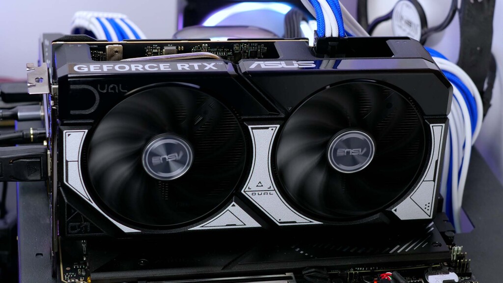 test asus dual geforce rtx 5060 oc 01