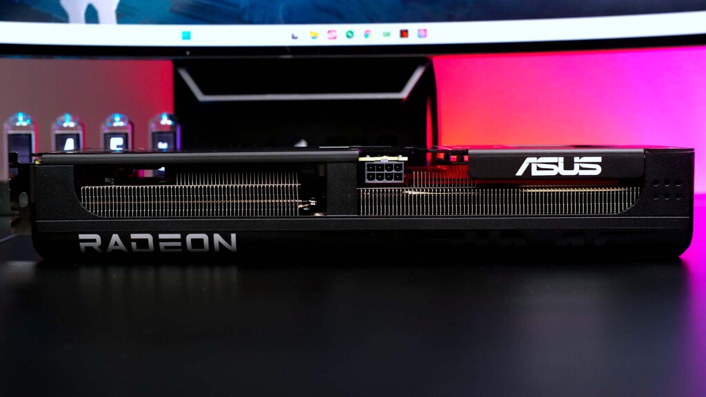 test asus prime rx 9060 xt o16g connecteur 8 broches