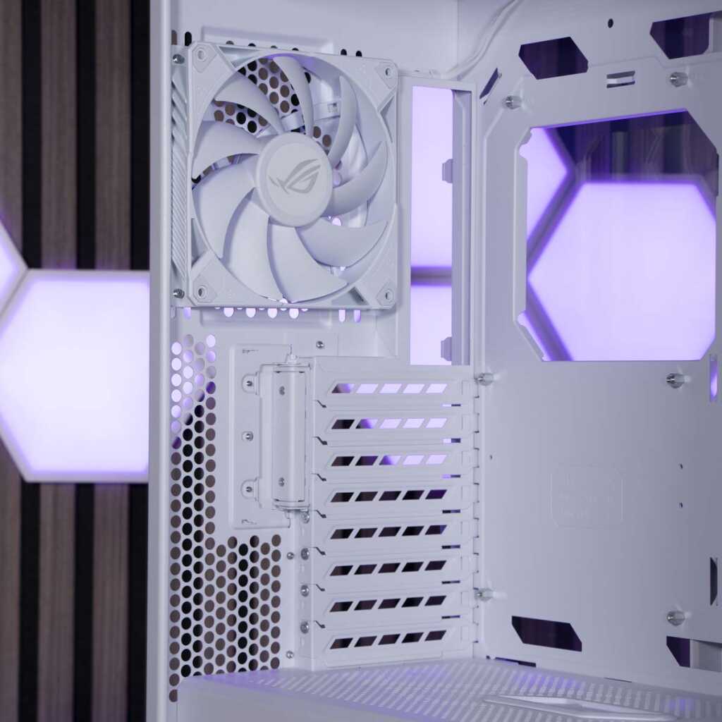 ASUS ROG Helios II chambre principale gauche