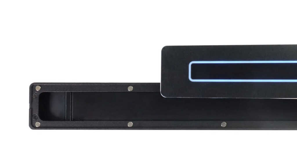 Alphacool Core XT45 Full Copper : radiateurs en cuivre massif pour un refroidissement PC optimisé 18 Alphacool Core XT45 Full Copper panneau latéral