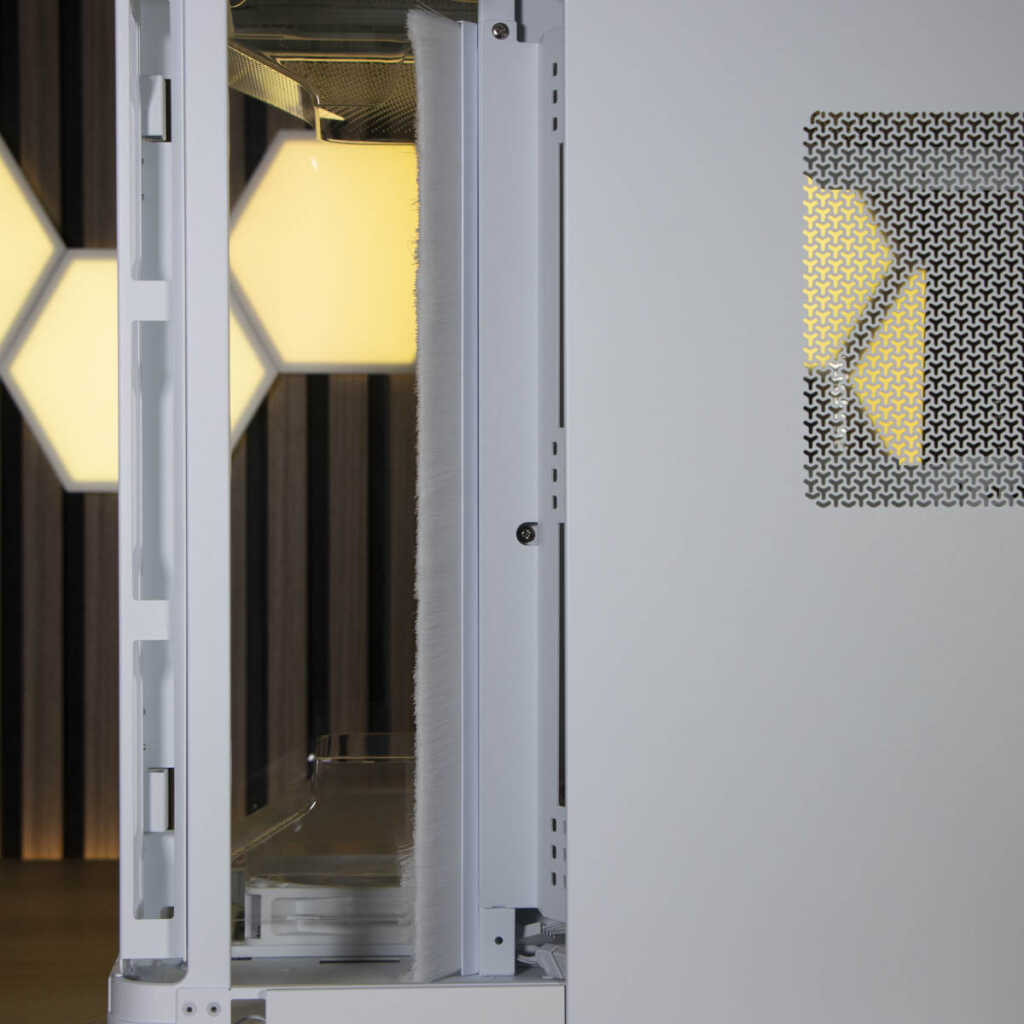 CORSAIR Air 5400 passe câbles nylon vers chambre principale