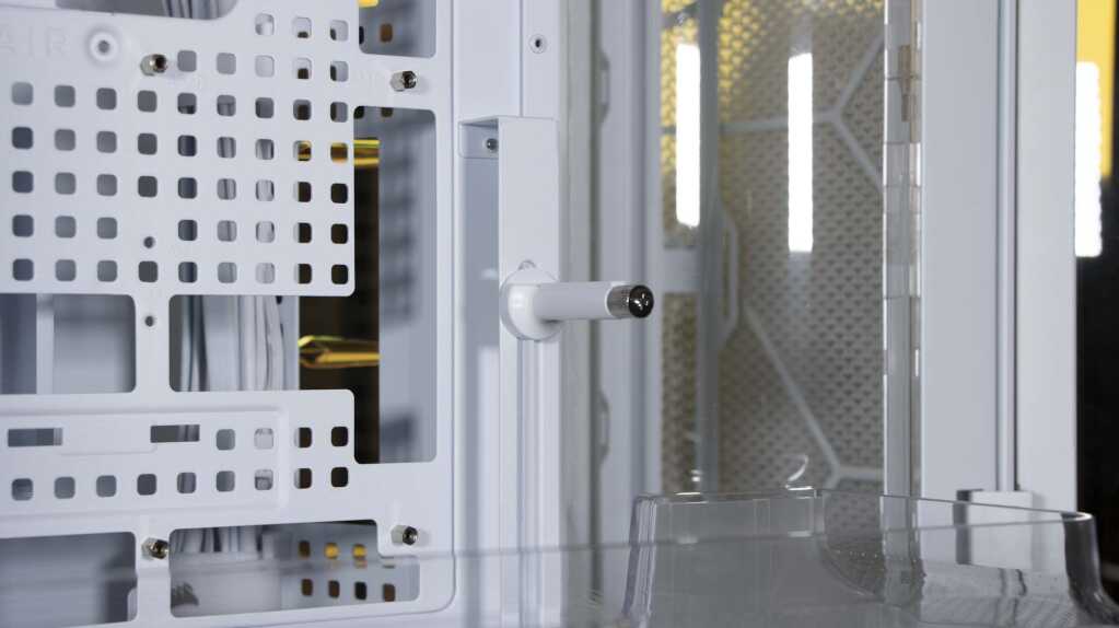 CORSAIR Air 5400 support GPU