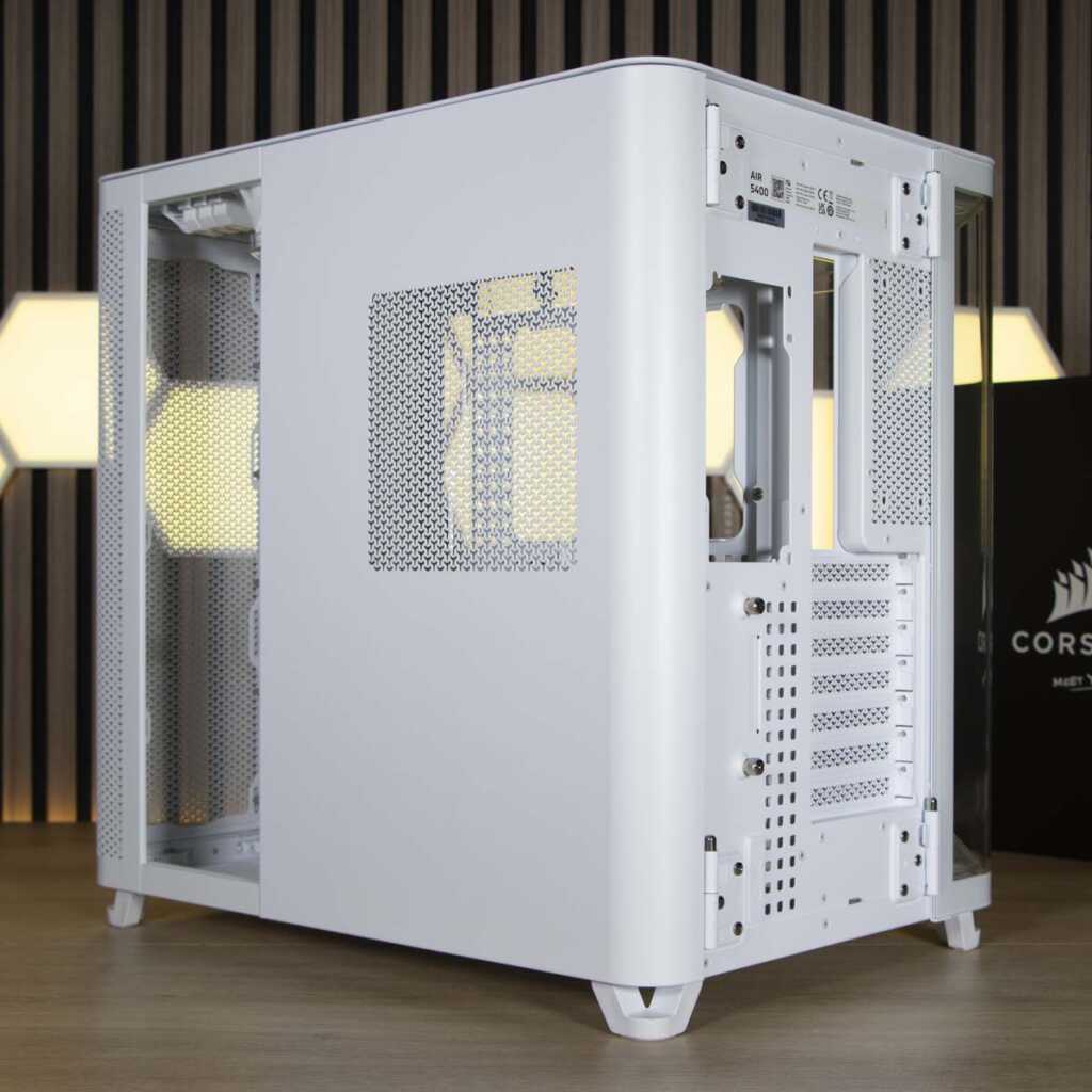 CORSAIR Air 5400 trois quarts arrière