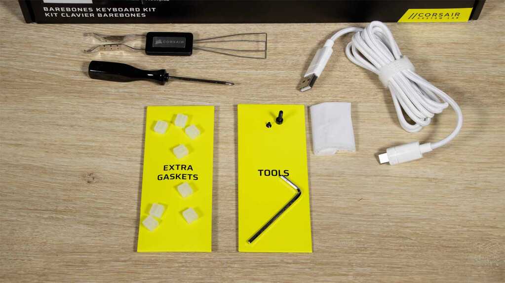 CORSAIR MAKR 75 accessoires