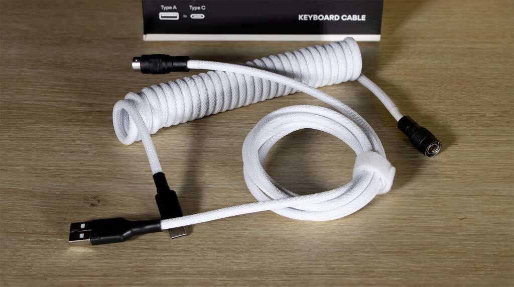 CORSAIR MAKR 75 câbles DROP deux câbles