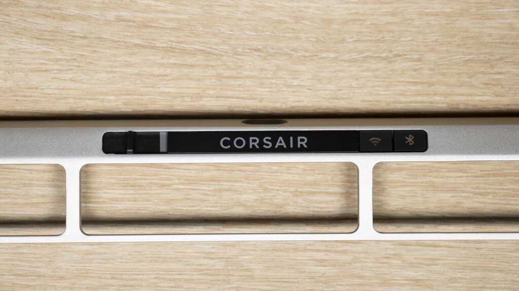 CORSAIR MAKR 75 installation boutons