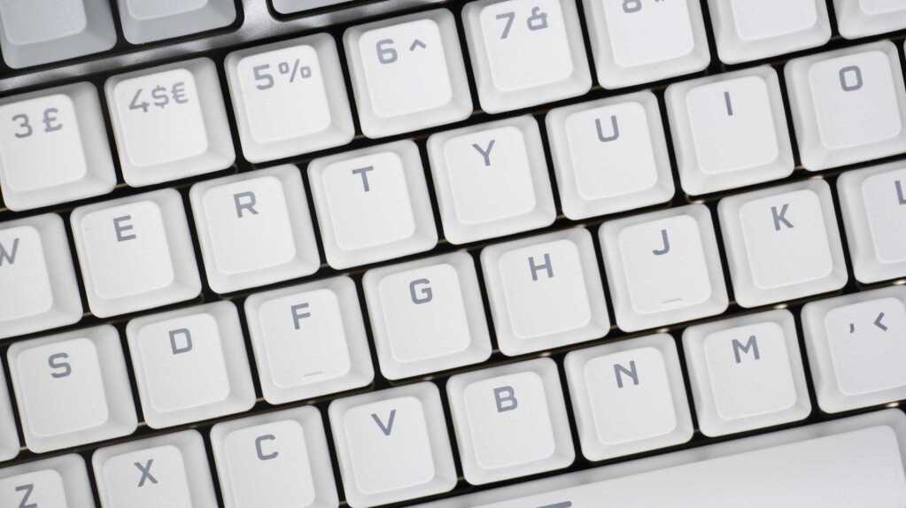 CORSAIR MAKR 75 légende