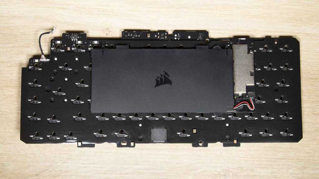 CORSAIR MAKR 75 module installé