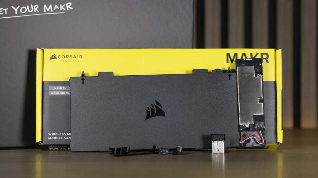 CORSAIR MAKR 75 module sans fil module avant