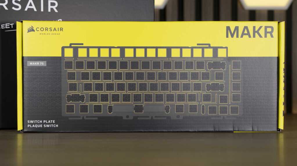 CORSAIR MAKR 75 plaque switch emballage avant