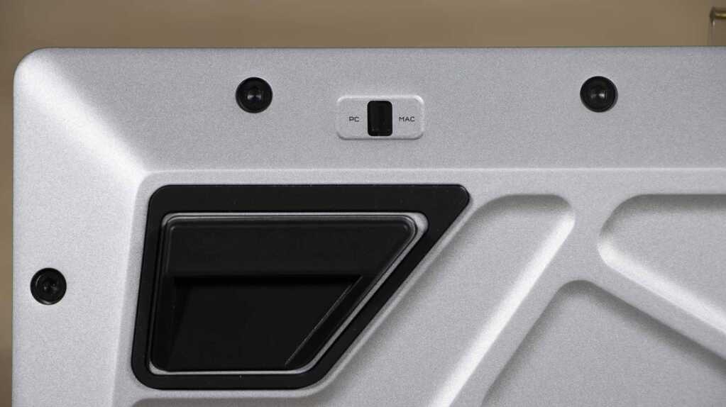 CORSAIR MAKR 75 switch PC Mac