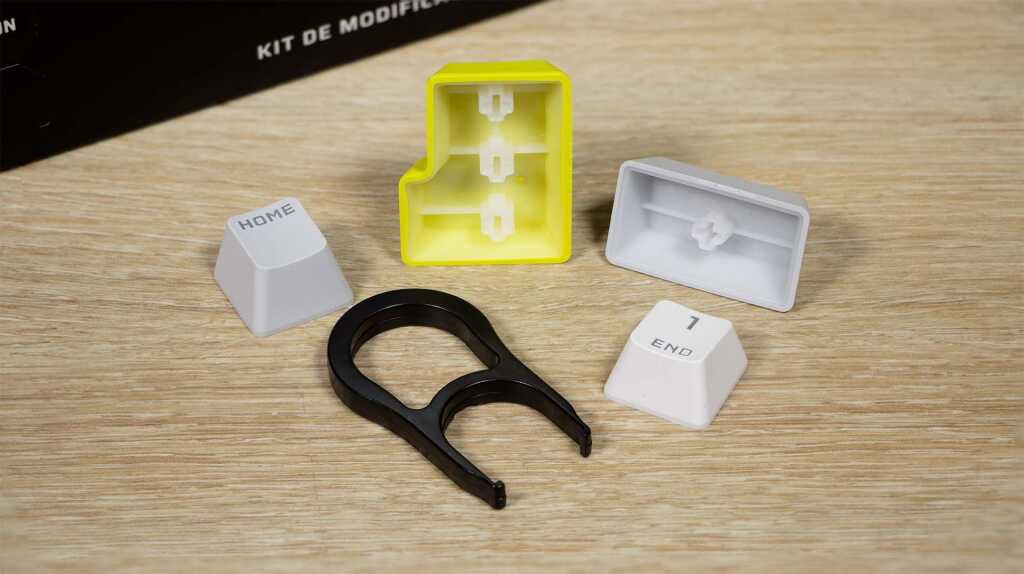 CORSAIR MAKR 75 touches PBT