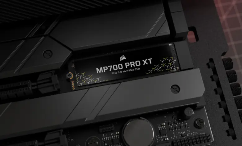 CORSAIR MP700 Pro XT Couv