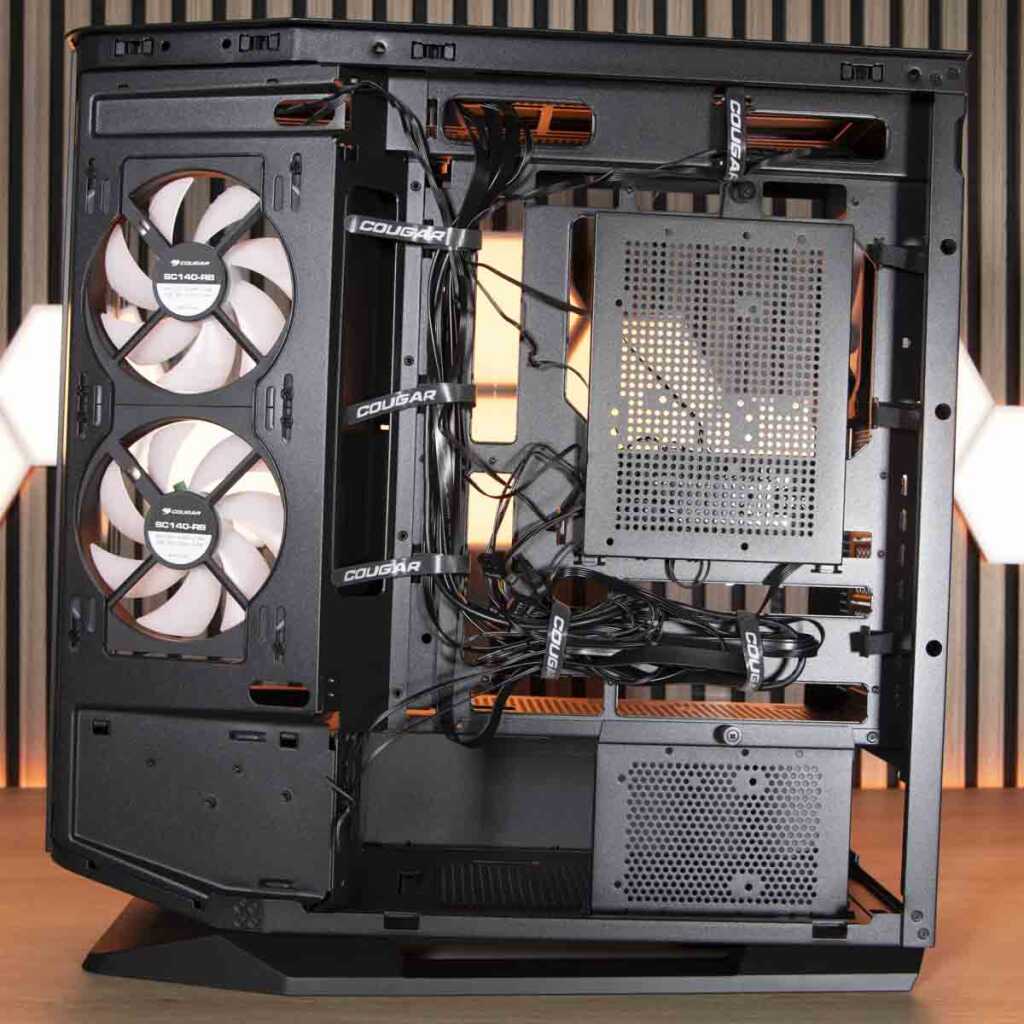 COUGAR FV270 RGB chambre secondaire