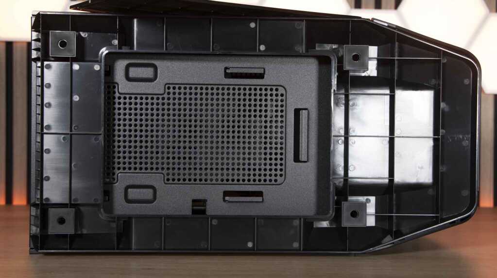 COUGAR FV270 RGB dessous filtre amovible