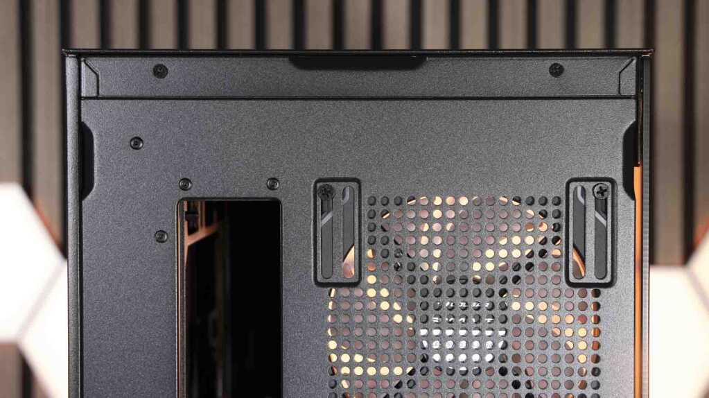 COUGAR FV270 RGB fixations arois