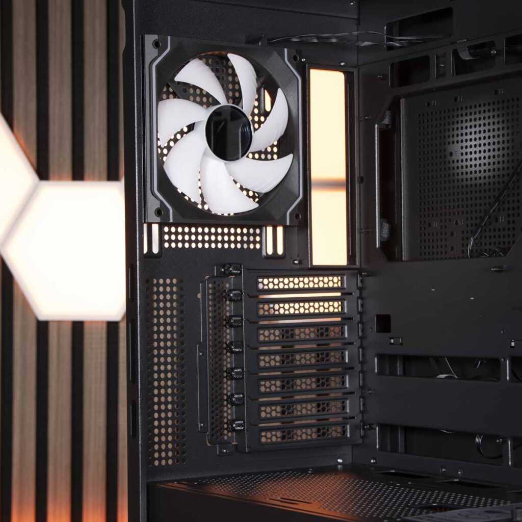 COUGAR FV270 RGB interne gauche
