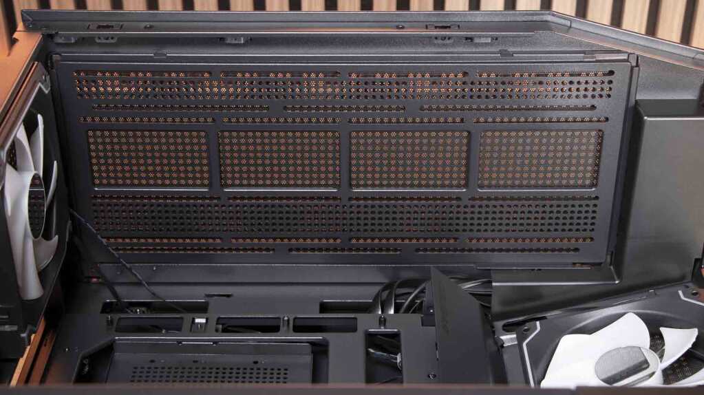 COUGAR FV270 RGB interne supérieur