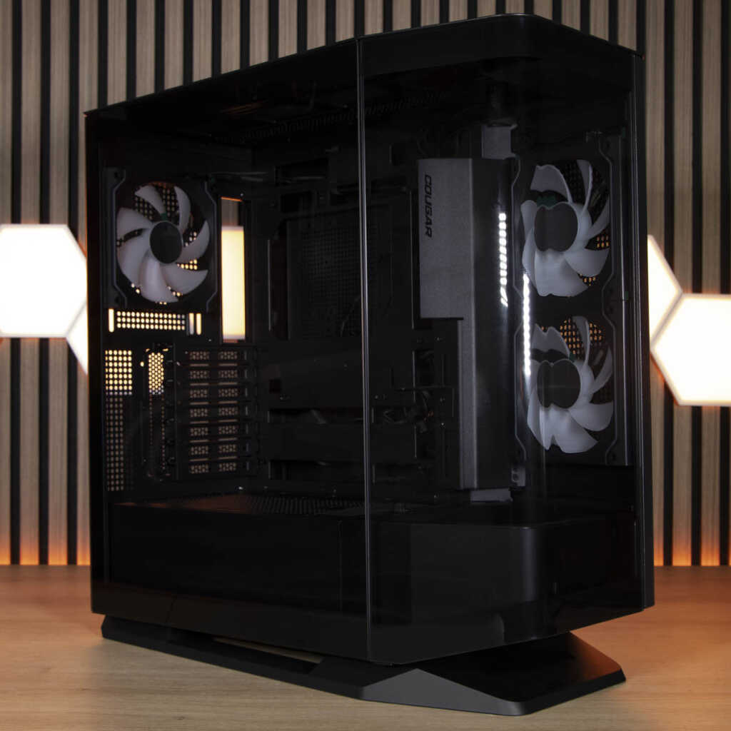 COUGAR FV270 RGB trois quarts avant