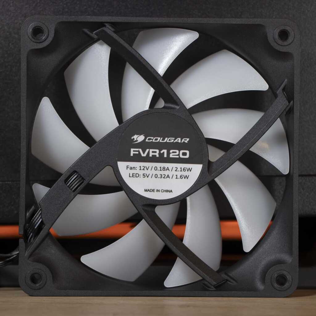 COUGAR FV270 RGB ventilateur 140 arrière