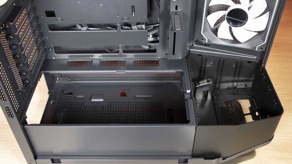 COUGAR FV270 RGB ventilateur inférieur amovibel