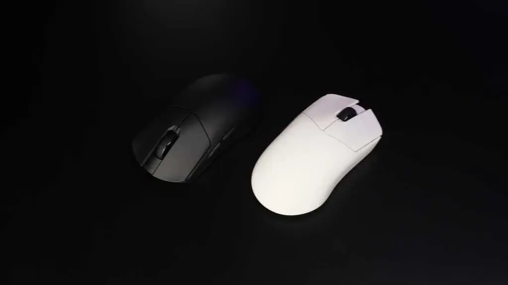 COUGAR Revenger Pro 4K blanc noir