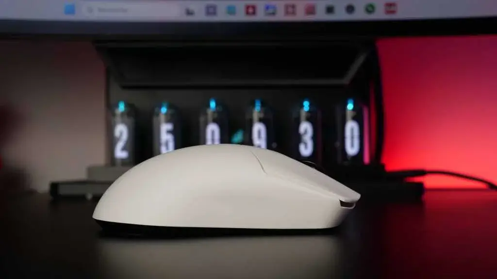 COUGAR Revenger Pro latéral droit