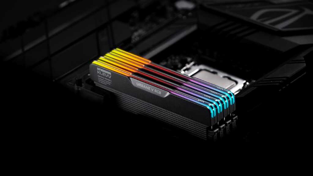 Klevv Urbane V RGB DDR5 : une édition Jet Black rejoint la gamme 2 UrbaneV rgb bg black pad