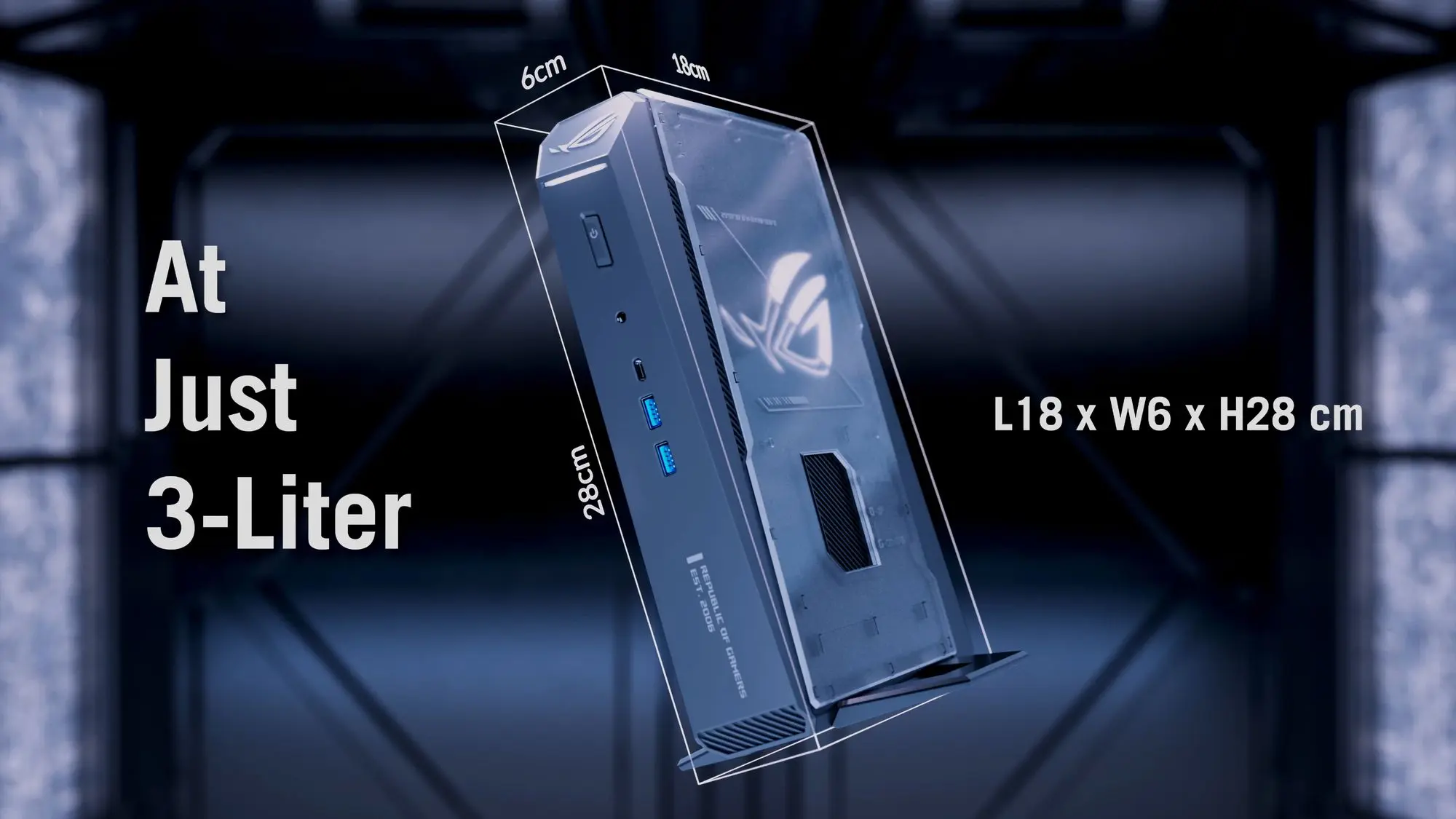 ASUS ROG GR70 : Ryzen 9 9955HX3D et fin du nom NUC pour ce mini PC gaming 6 PC gaming compact ASUS ROG GR70 posé de biais, boîtier noir anguleux éclairé RGB, équipé d’un Ryzen 9 9955HX3D, sans marque N