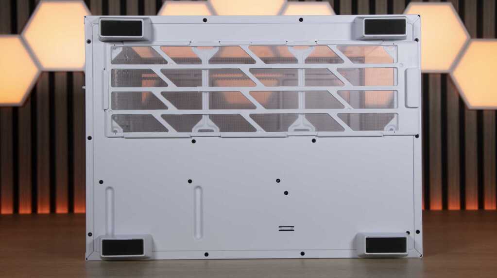 be quiet! Light Base 500 LX dessous