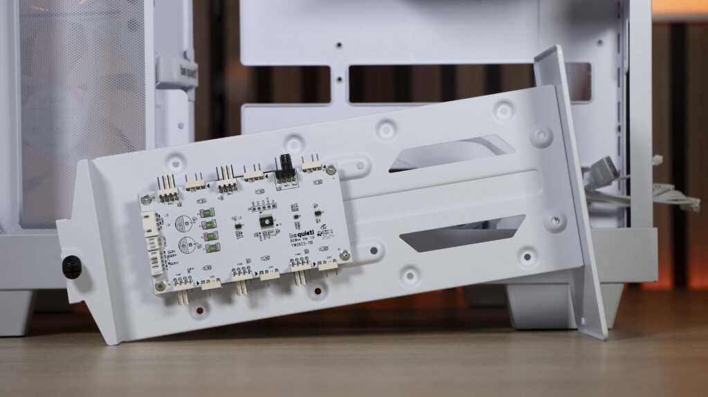 be quiet! Light Base 500 LX support HUB amovible
