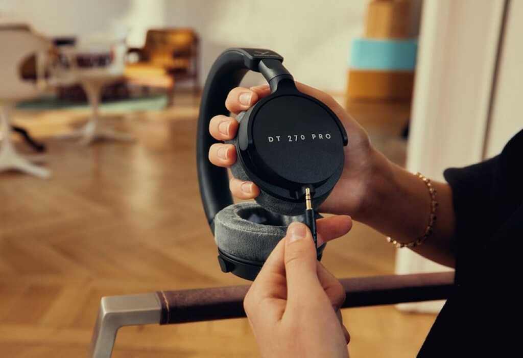 beyerdynamic DT 270 PRO : Son studio accessible sous les 100 € 2 beyerdynamic DT 270 PRO 01