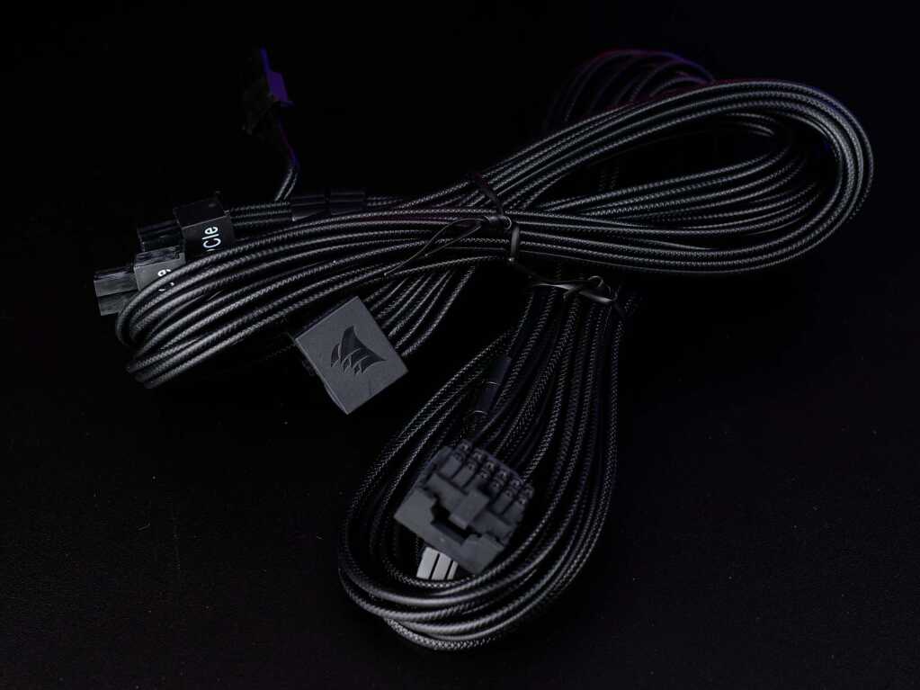 corsair hx1200i shift 12V 2x6 01
