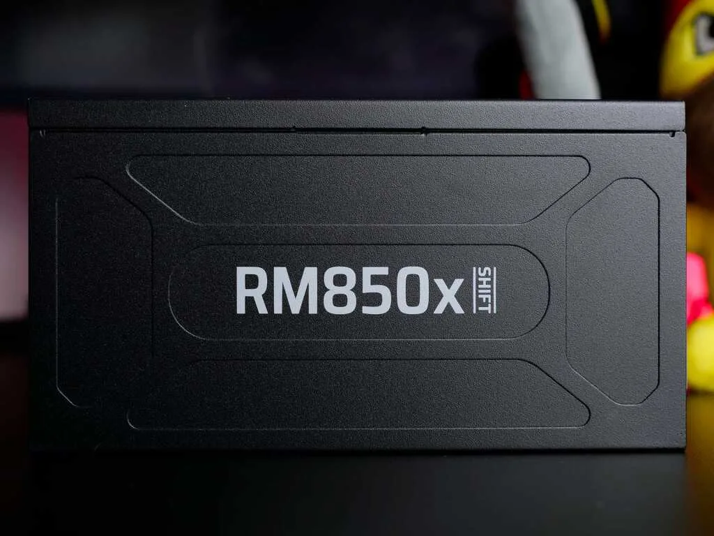 corsair rm850x shift 2025 flanc principal