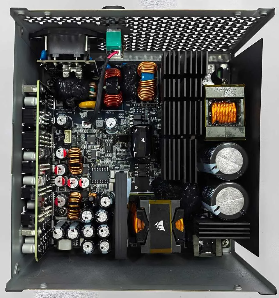 corsair rm850x shift conception interne 01