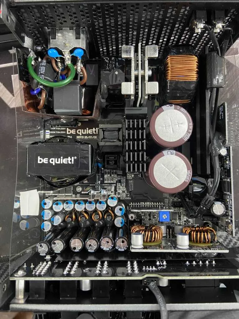 dark power 14 1000 watts interne 01