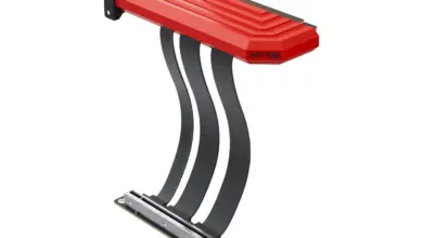 Illustration de l'article : HYTE PCIe 5.0 Riser: kit vertical pour GPU RTX 5090/RX 9070 en 6 color (vue 3)