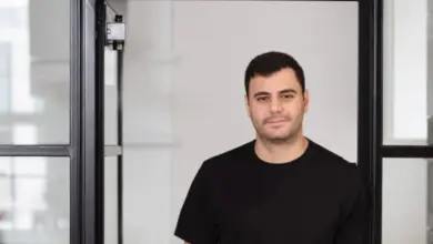 1001 AI lève 9 M$ pour doper l’IA opérationnelle dans les infrastructures MENA 5 Serveurs rack et baies réseau en datacenter MENA, IA opérationnelle, câblage fibre, GPU et unités de calcul haute densité