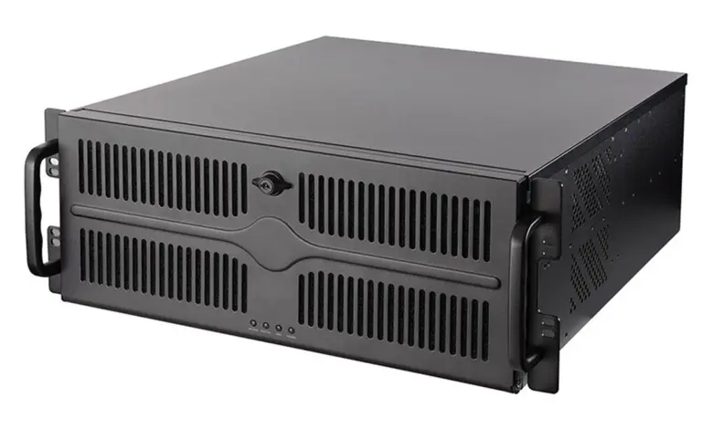 Boîtier rack 4U Chieftec : support AIO 360 mm et cartes SSI-EEB pour l’industriel 1 Boîtier rack 4U Chieftec industriel, compatible AIO 360 mm, cartes mères SSI-EEB, châssis métal, ventilation frontale