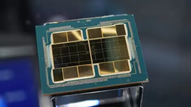 Intel Jaguar Shores : design final visé mi‑2026 pour l’accélérateur IA 5 Intel Jaguar Shores accélérateur IA, design final mi‑2026, puce data center, architecture HPC, refroidissement et PCB haute densité