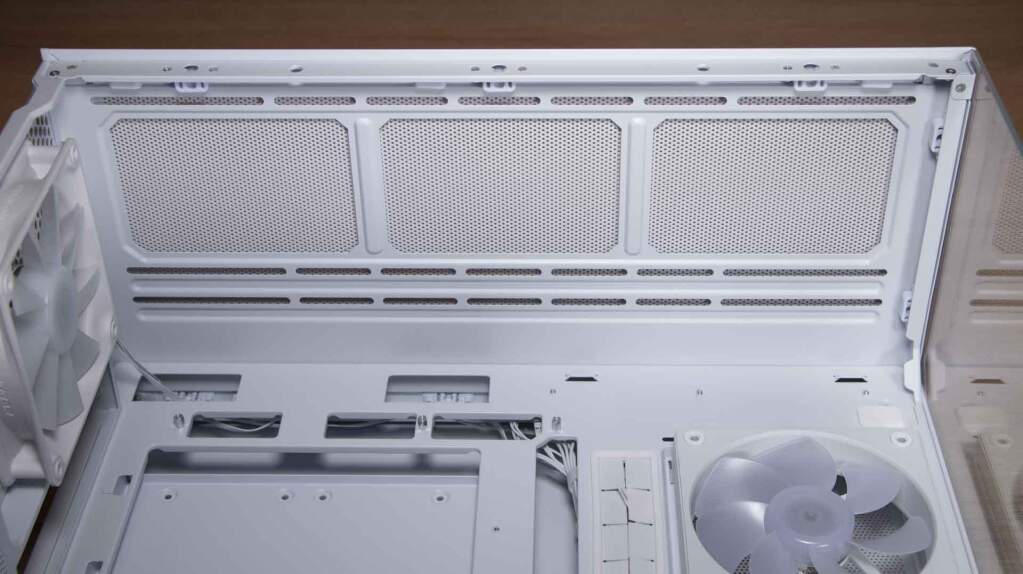 COUGAR CFV235 interne haut