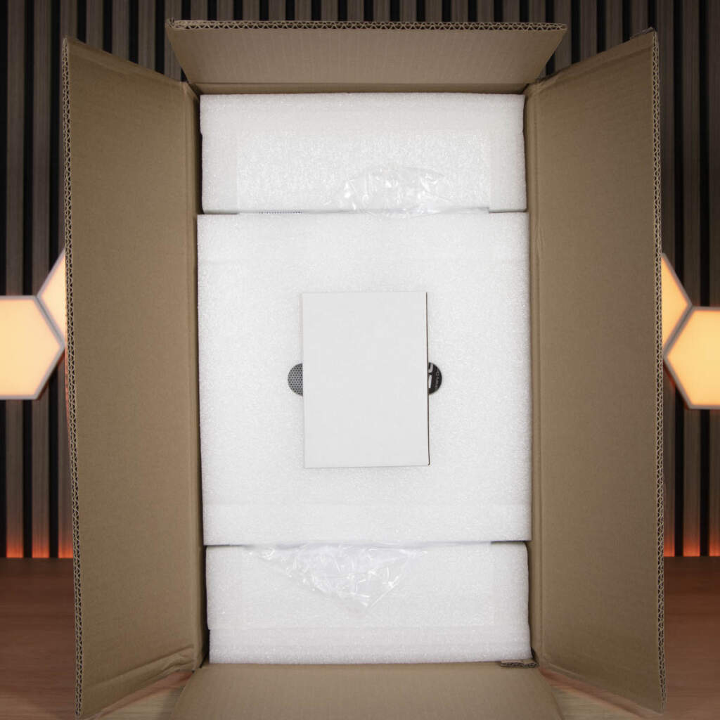 COUGAR CFV235 petit carton accessoires